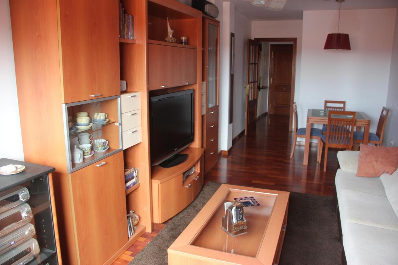 Апартаменти Piso Centrico En Mino. Екстер'єр фото